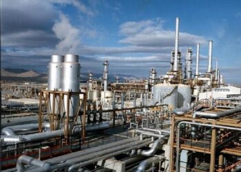 جذب نیروهای غیربومی در پتروشیمی صدف عسلویه