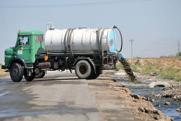 عاملان تخلیه پسماند شیمیایی در شمال اصفهان دستگیر شدند