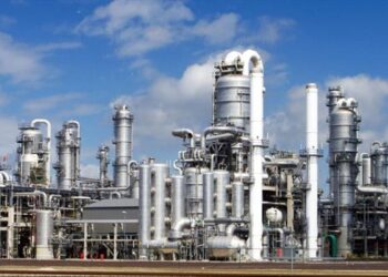 معافیت‌ مالیاتی ۵ پتروشیمی‌ بورسی