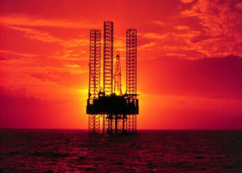 قیمت نفت به ۹۰ دلار صعود کرد