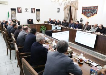 تقاضای افزایش سقف تولید میدان نفتی یادآوران