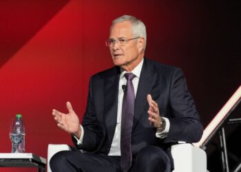 سرمایه‌گذاری پایین در صنعت نفت قیمت‌ها را بالا می‌برد