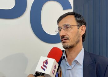 هلدینگ خلیج فارس با ۱۵ میلیارد دلار پروژه، نمی‌تواند حداکثر سود سالانه را تقسیم کند