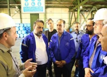 مدیرعامل پتروشیمی شازند