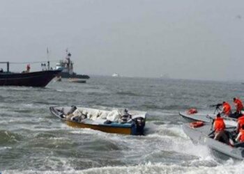 شناور حامل گازوئیل قاچاق در خلیج فارس توقیف شد