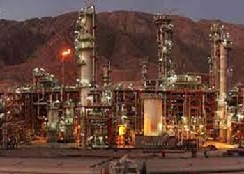 کنترل هفتگی پالایشگاه‌های سیزده‌گانه پارس جنوبی