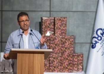 برگزاری جشن هفته وحدت در پالایشگاه ستاره خلیج فارس