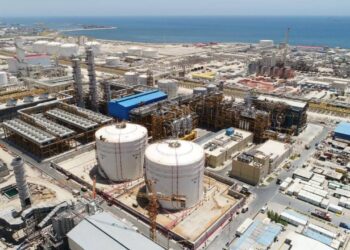 تولید مواد پلیمری از صنایع پتروشیمی با هدف حفظ محیط زیست