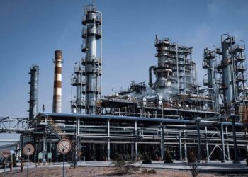 پالایشگاه مُهر در سفر رییس‌جمهور به استان فارس بهره برداری می شود