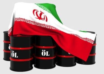 پیش بینی افزایش درآمدهای ایران در سال جاری با افزایش صادرات نفت