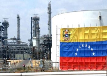 ونزوئلا سراغ مشتریان نفتی قدیمی خود را گرفت