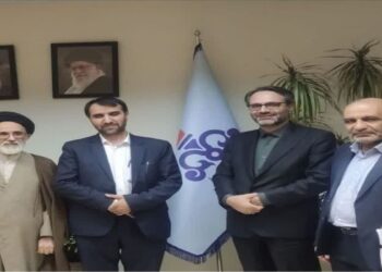 نشست هم اندیشی تربیت مدیران حکمرانی قرآنی به میزبانی شرکت ملی صنایع پتروشیمی ایران