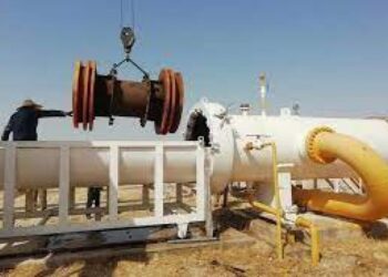 توپکرانی خط لوله از سکوی سلمان