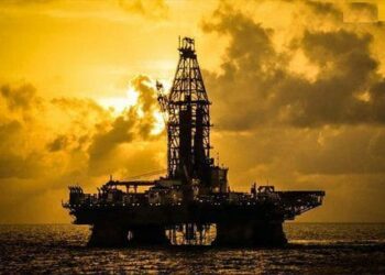 چگونه به رتبه نخست کشف نفت و گاز در بین کشورهای منطقه رسیدیم؟