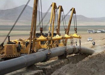 ۱۶ میلیارد لیتر فرآورده‌های نفتی خطوط لوله و مخابرات نفت انتقال پیدا می کنند