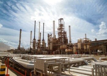 برداشت نفت از میدان «چشمه‌خوش» 10 هزار بشکه افزایش یافت