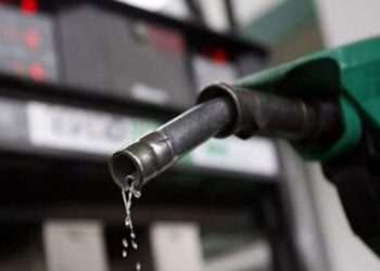 چگونه مشکل بنزین حل می شود؟