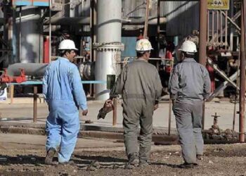 تبدیل وضعیت کارکنان ایثارگر پتروشیمی آبادان