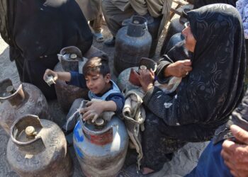 غافلگیری شهروندان تربت‌حیدریه از افزایش قیمت گاز مایع