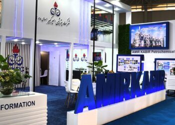 پتروشیمی امیرکبیر در نمایشگاه اورآسیا پلاست حضور یافت