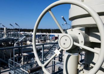 سهم گاز طبیعی در سوخت مصرفی پالایشگاه‌ها چقدر است؟