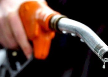 واردات ۳ میلیارد دلار بنزین