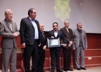 حضور هلدینگ پتروپالایش اصفهان در جشنواره ملی انتشارات