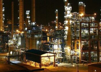 افزایش ۵ میلیون تنی ظرفیت صنعت پتروشیمی کشور