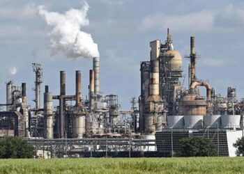 طلب 40 همتی پالایشگاه‌ها از دولت