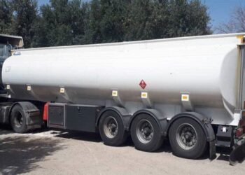 بیش از ۸۰۰۰ لیتر گازوئیل قاچاق در شاهرود کشف‌ شد