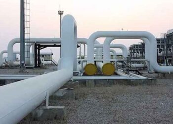 تعمیر ۴۵۰ نقطه آسیب‌دیده خط لوله صادراتی نفت جنوب