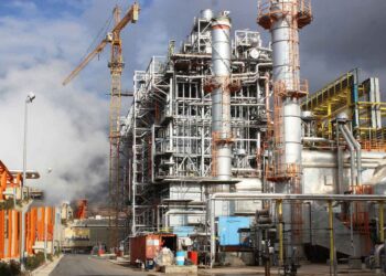 پتروشیمی لرستان در بین سه صنعت سبز