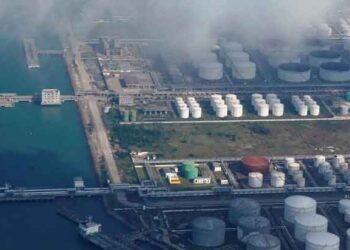 ۱۰ درصد از بنزین کشور به دلیل کمبود گاز