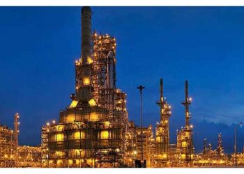 مصرف 83 میلیونی گاز توسط گاز در پتروشیمی‌ها در طول روز