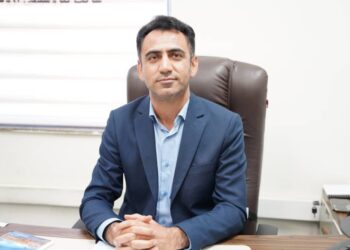 واحد اسیدکلریدریک شرکت پتروشیمی اروند باهمت مهندسین و متخصصین داخلی این شرکت پس از سال‌ها توقف تولید، راه‌اندازی شد و وارد مدار تولید قرار گرفت.