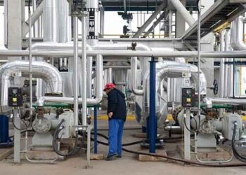 تصمیم عربستان برای کاهش قیمت نفت خام