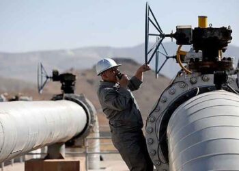 نفت آزادگان جنوبی ظرفیت تولید نفت خام در میدان‌های غرب کارون افزایش یافت