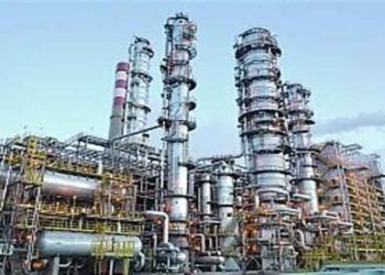 ظرفیت شیرین سازی پالایشگاه ستاره خلیج‌فارس ۱۰۰ هزار بشکه‌ افزایش یافت