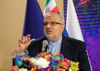 بهره‌برداری از ۵ طرح بزرگ پتروشیمی تا پایان امسال