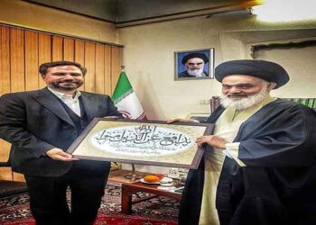 قدردانی از رویکرد هلدینگ خلیج‌فارس توسط آیت الله حسینی بوشهری