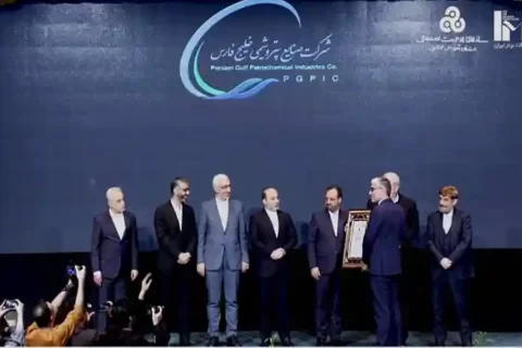 صنایع پتروشیمی خلیج‌فارس درخشش هلدینگ خلیج‌فارس در تازه‌ترین رده‌بندی IMI-100