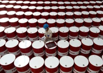 تولید پتروچاینا پاک می‌شود