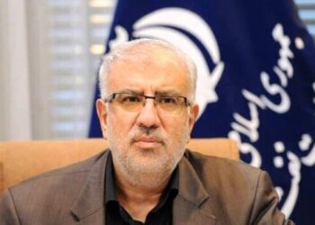 صنعت نفت استفاده از توان و مشارکت مردم در صنعت نفت