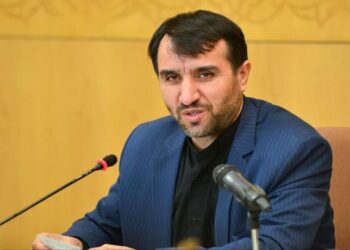 مشعل‌های گازی واحدهای پتروشیمی تا پایان سال جمع‌آوری می‌شوند