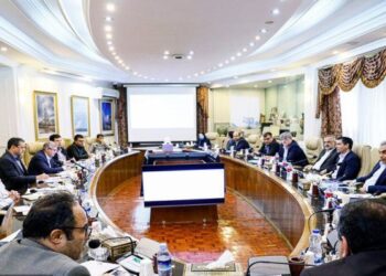 برگزاری نشست بررسی مسائل و مشکلات حوزه سرمایه انسانی صنعت نفت