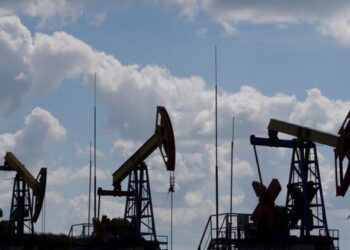 تولید جهانی نفت کاهش یافت