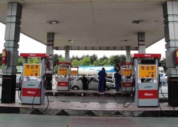 مصرف بنزین میانگین مصرف ۱۲۰ میلیون لیتر بنزین در ۱۳ روز نخست بهار ۱۴۰۳