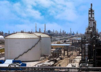 پس از فتح بازار داخلی، اروند به فکر صادرات EPVC