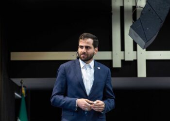 مدیرعامل شرکت پلیمر آریاساسول اهداف سال 1403 را ترسیم کرد