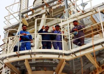 تلاش وزارت نفت برای افزایش انگیزه سرمایه‌های انسانی